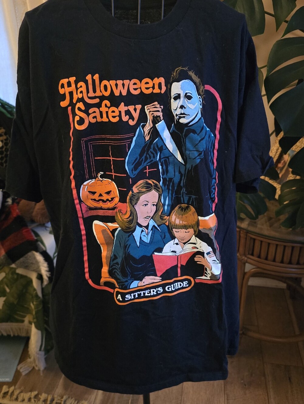 John Carpenter’s Halloween Michael Myers Halloween Safety Sitters Guide T-Shirt